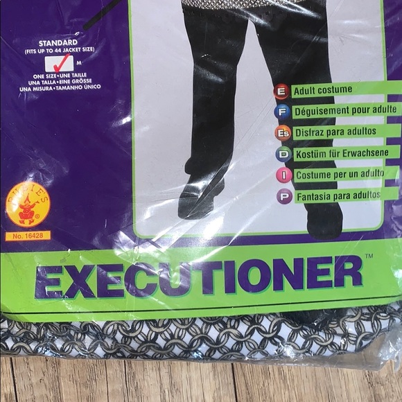 New Executioner mens Halloween medium costume - Picture 6 of 8